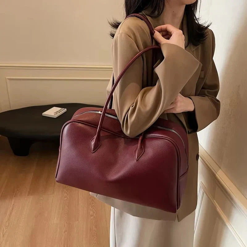 Aria | Schultertasche im Bowling-Stil