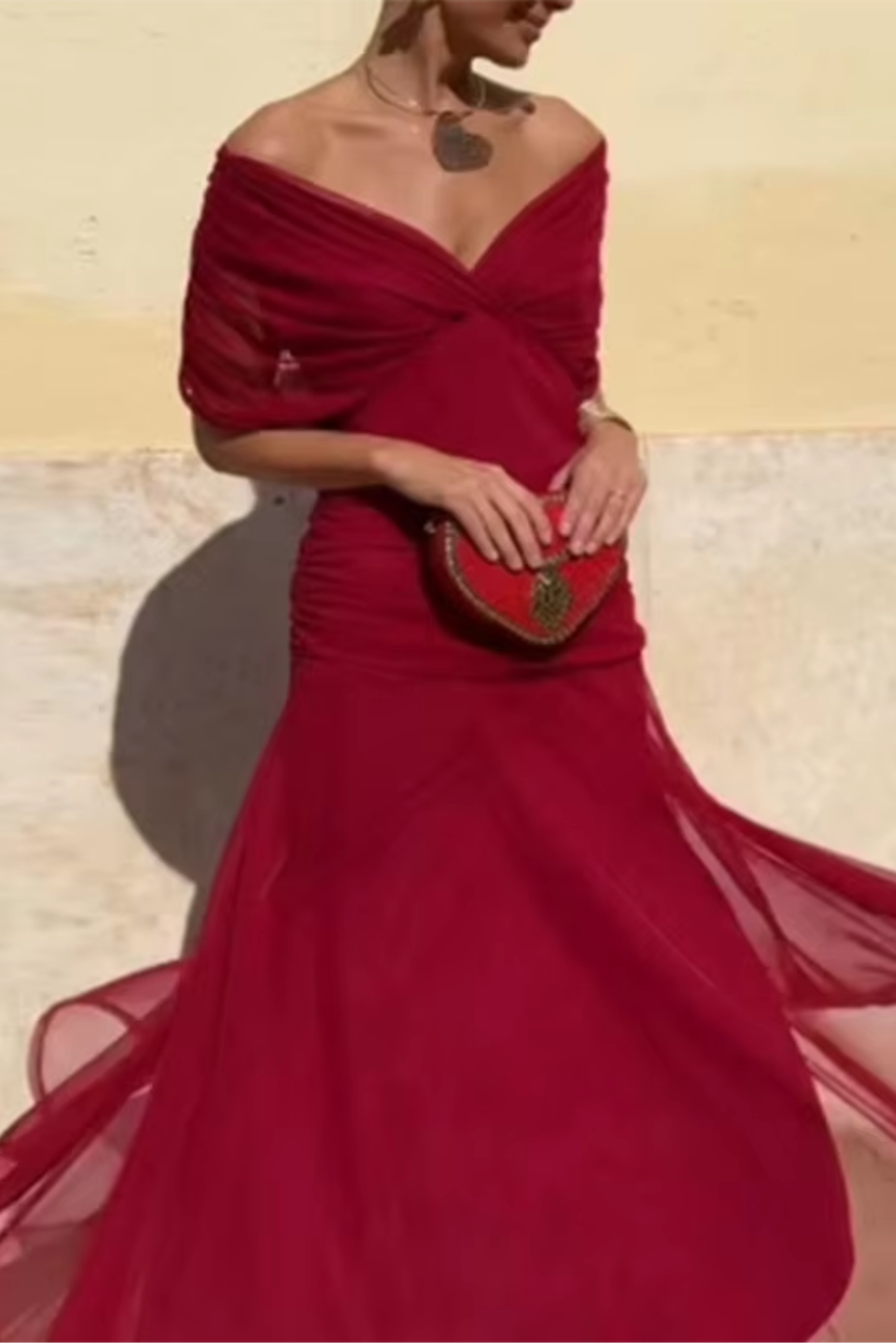 Louise | Elegantes Maxikleid mit V-Ausschnitt