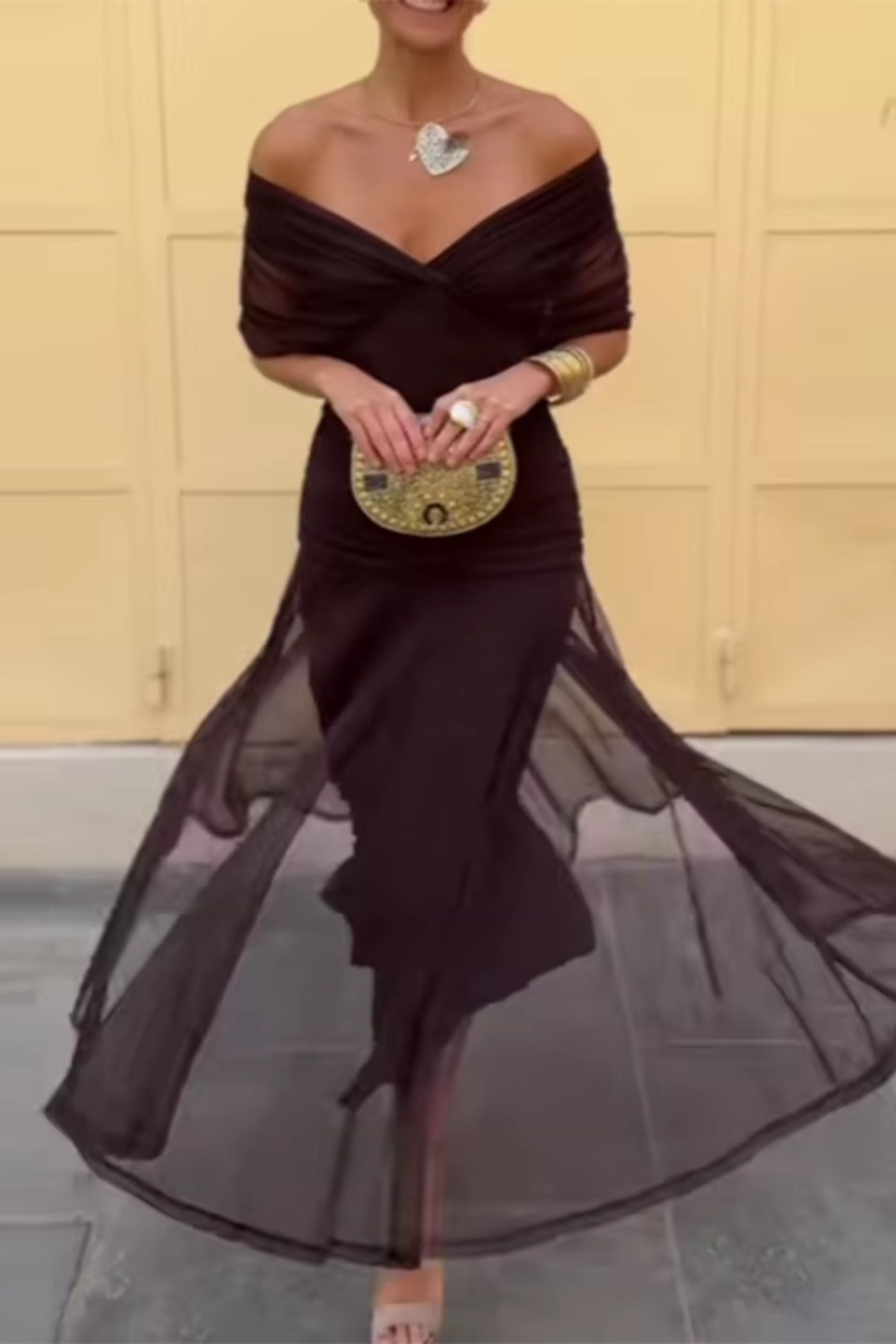 Louise | Elegantes Maxikleid mit V-Ausschnitt