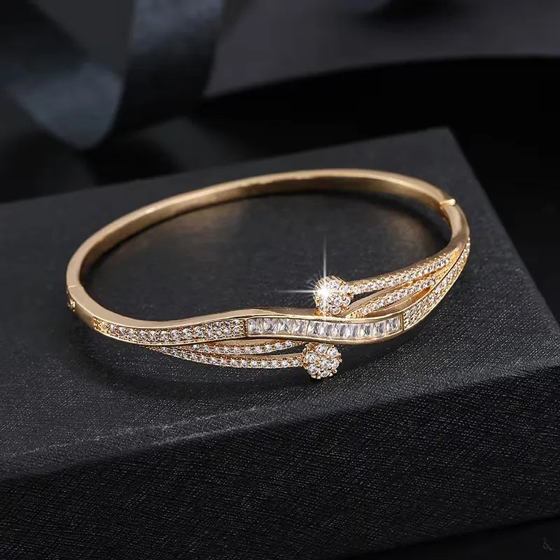 Olivia – Stilvolle und Vielseitige Damenarmband mit Zirkonia