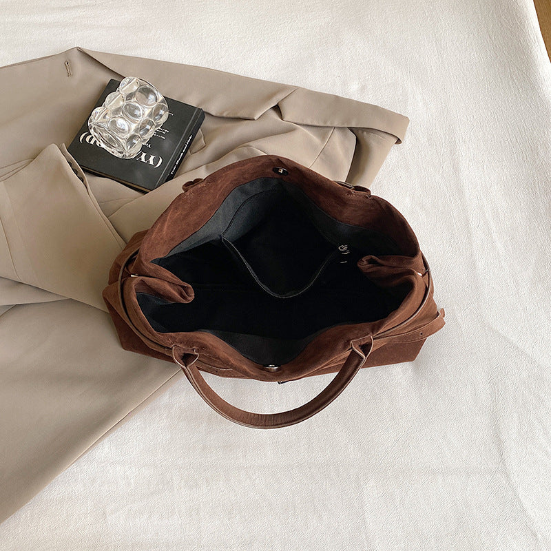 Amalia | Tasche aus Veloursleder