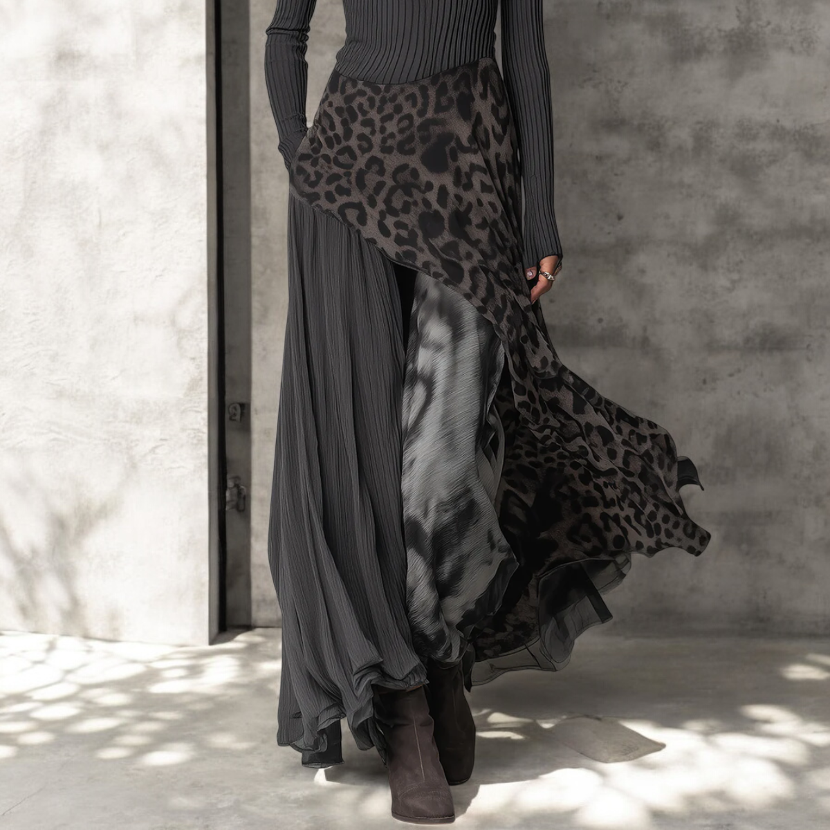 Fenna™ | Langes Kleid mit Leopardenakzenten