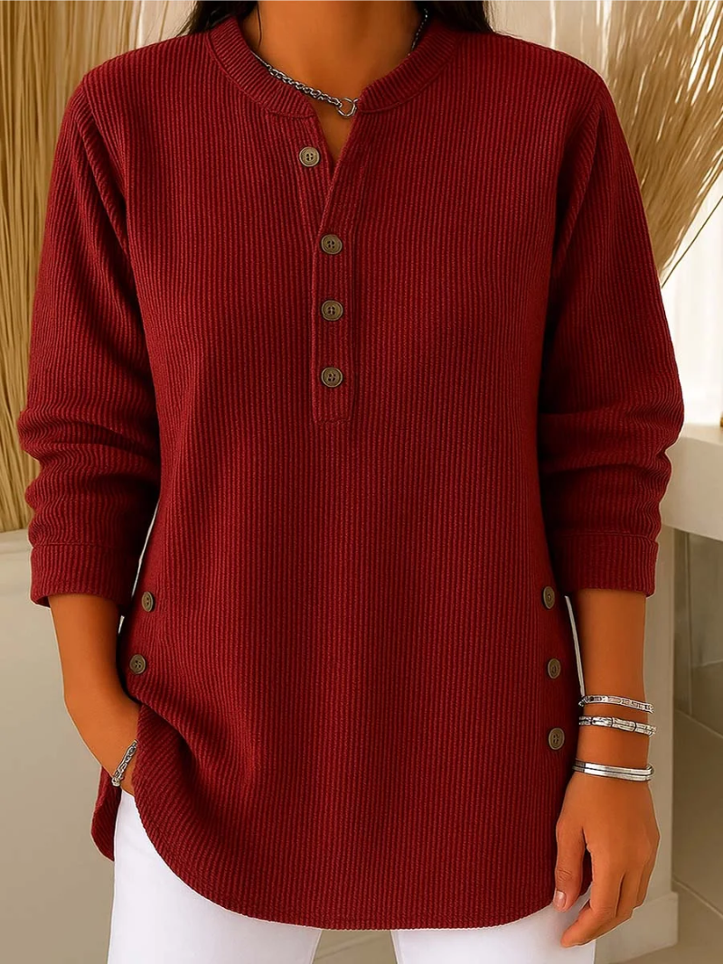 Livia – Pullover mit subtilen Knopfdetails