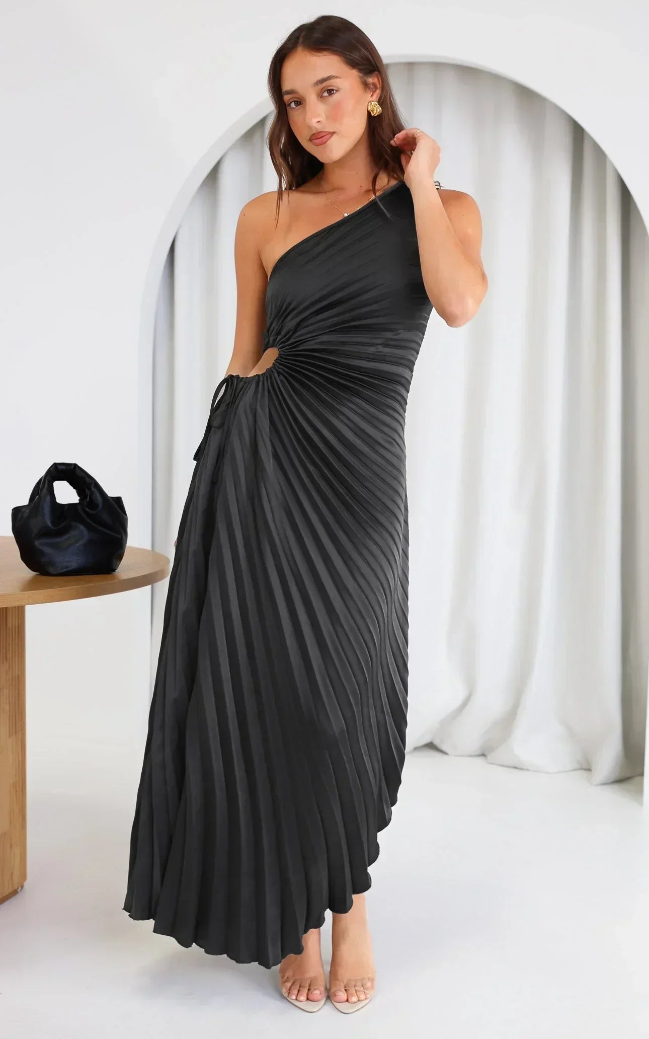 Sylviana - Ein-Schulter Plissiertes Midi-Kleid