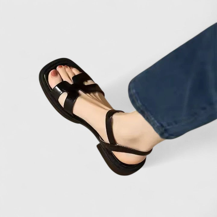 Deliane | Elegante Flache Sandalen