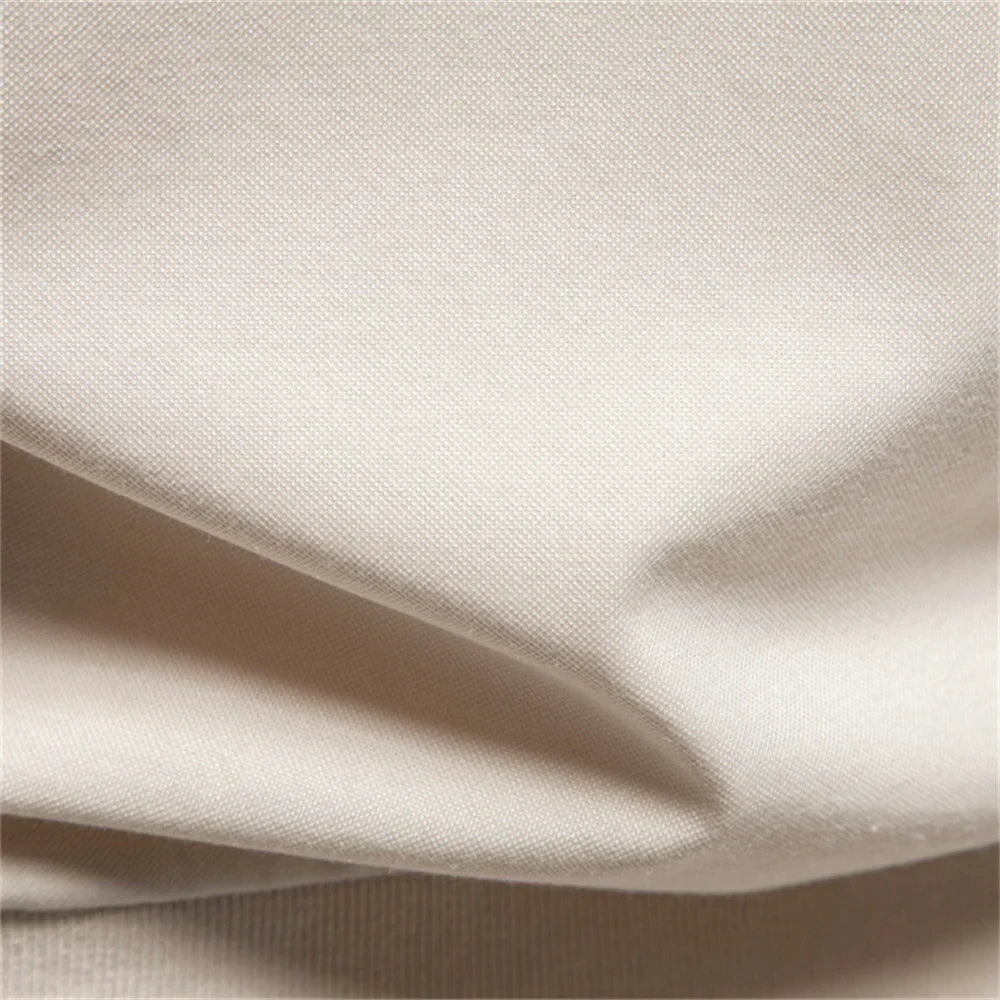 FRANK™ | ATMUNGSAKTIVES POLOSHIRT MIT V-AUSSCHNITT